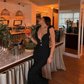 VESTIDO ELEGANTE COM DETALHE DE GRAVATA