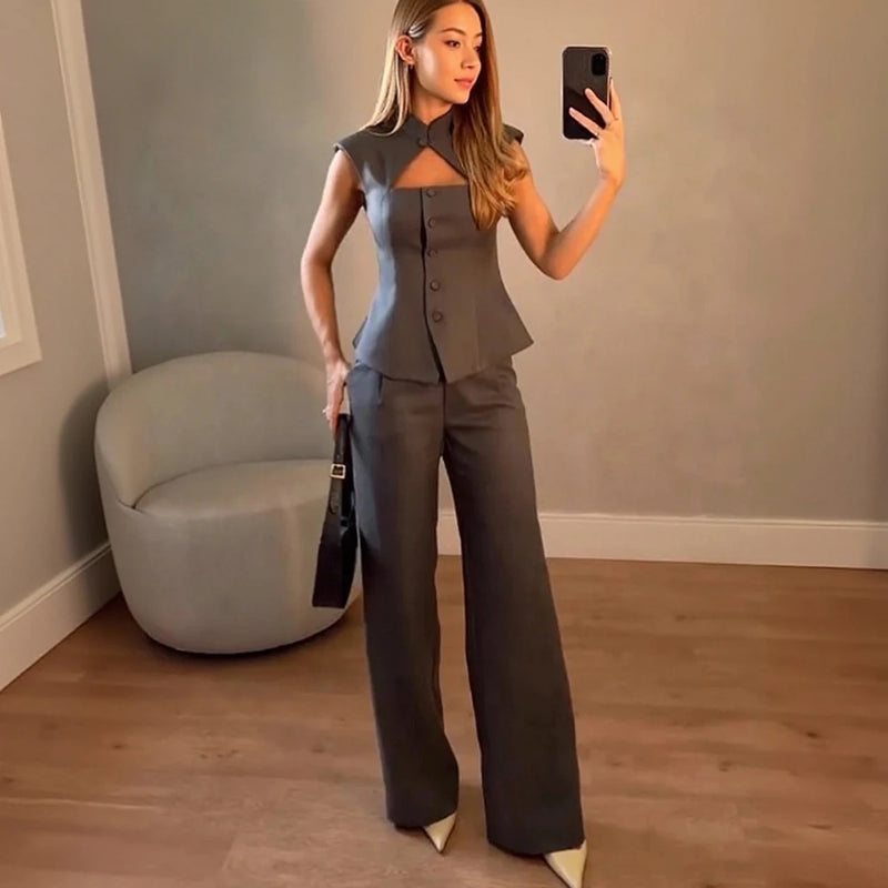 CONJUNTO  CALÇA E COLETE ELEGANTE