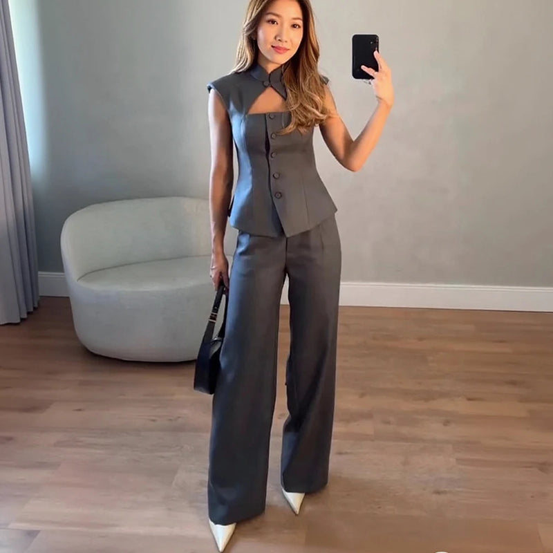 CONJUNTO  CALÇA E COLETE ELEGANTE