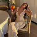 VESTIDO ELEGANTE COM DETALHE DE GRAVATA